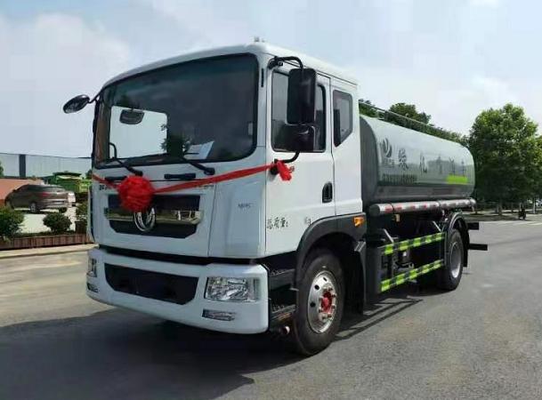 东风多利卡D9 12吨洒水车（13.2-14.5万）