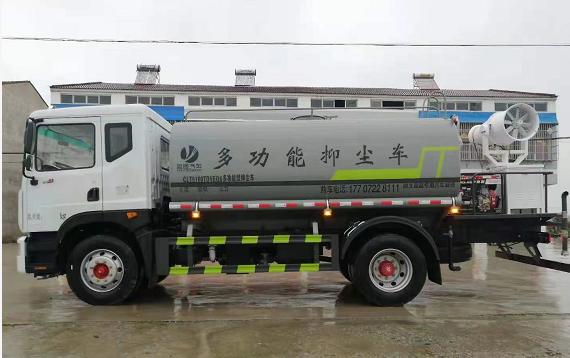 东风多利卡D9 12方雾炮车